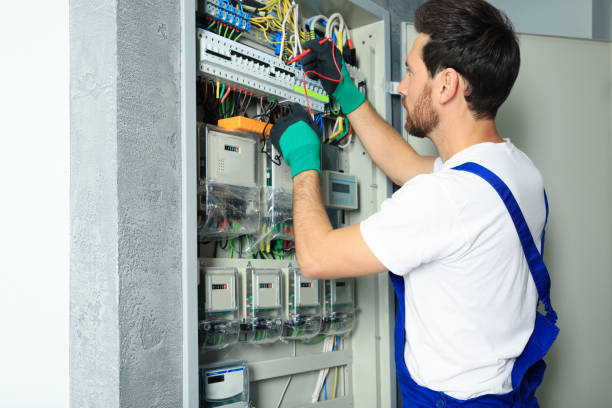 Best Electrical Contractors for Businesses  in Bloomfield, IA